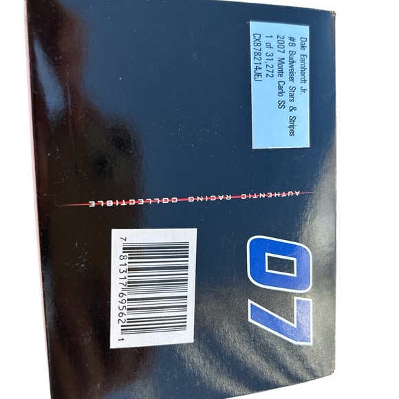 Dale Earnhardt Jr #8 Budweiser Stars & Stripes 2007 1:24 Scale CX878214JEJ - Picture 3 of 6